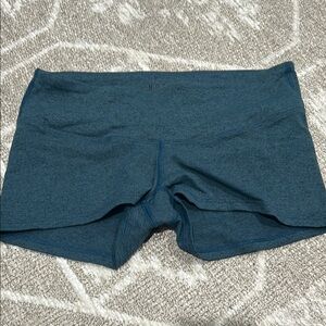Nobull woman’s shorts